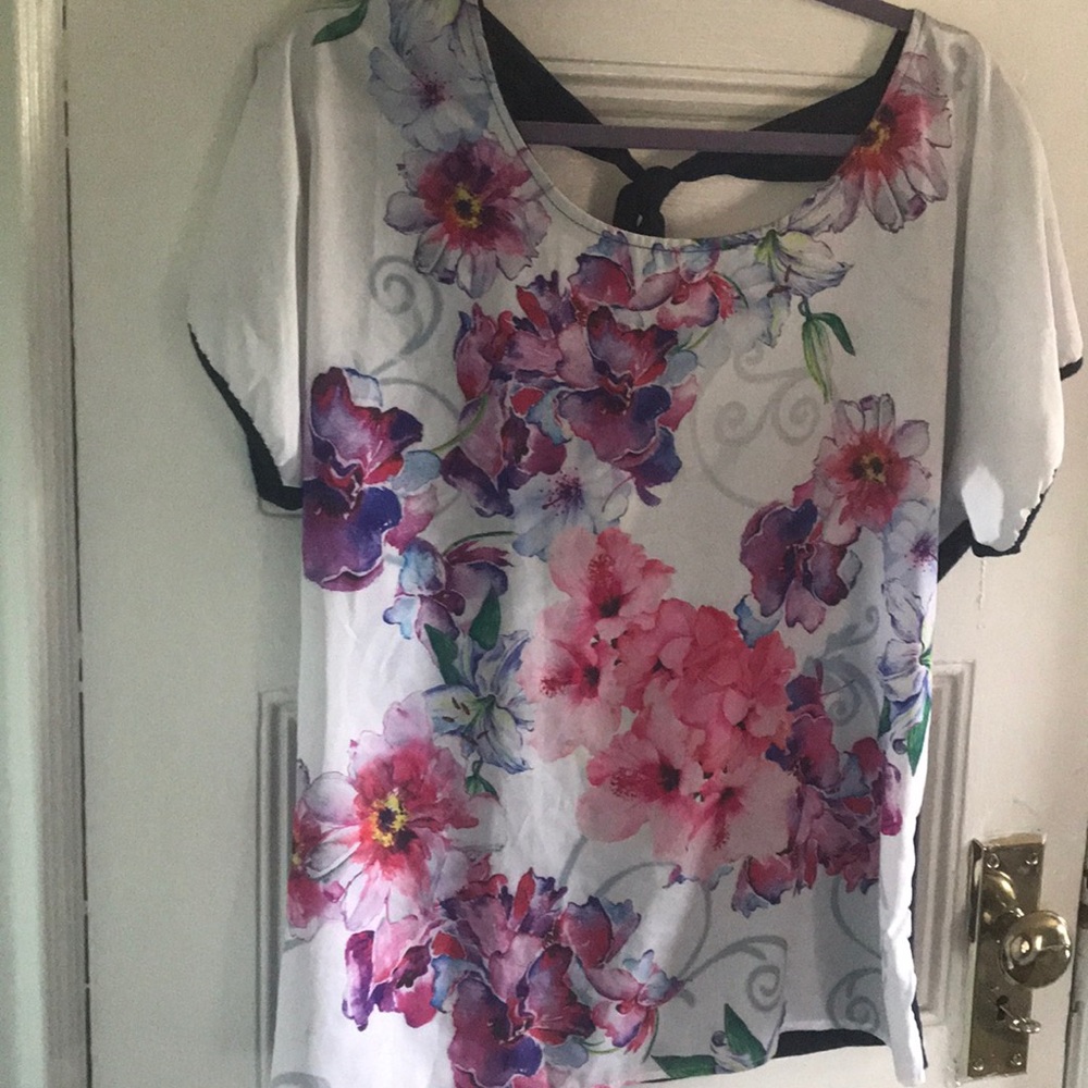 Emi & Joe floral blouse